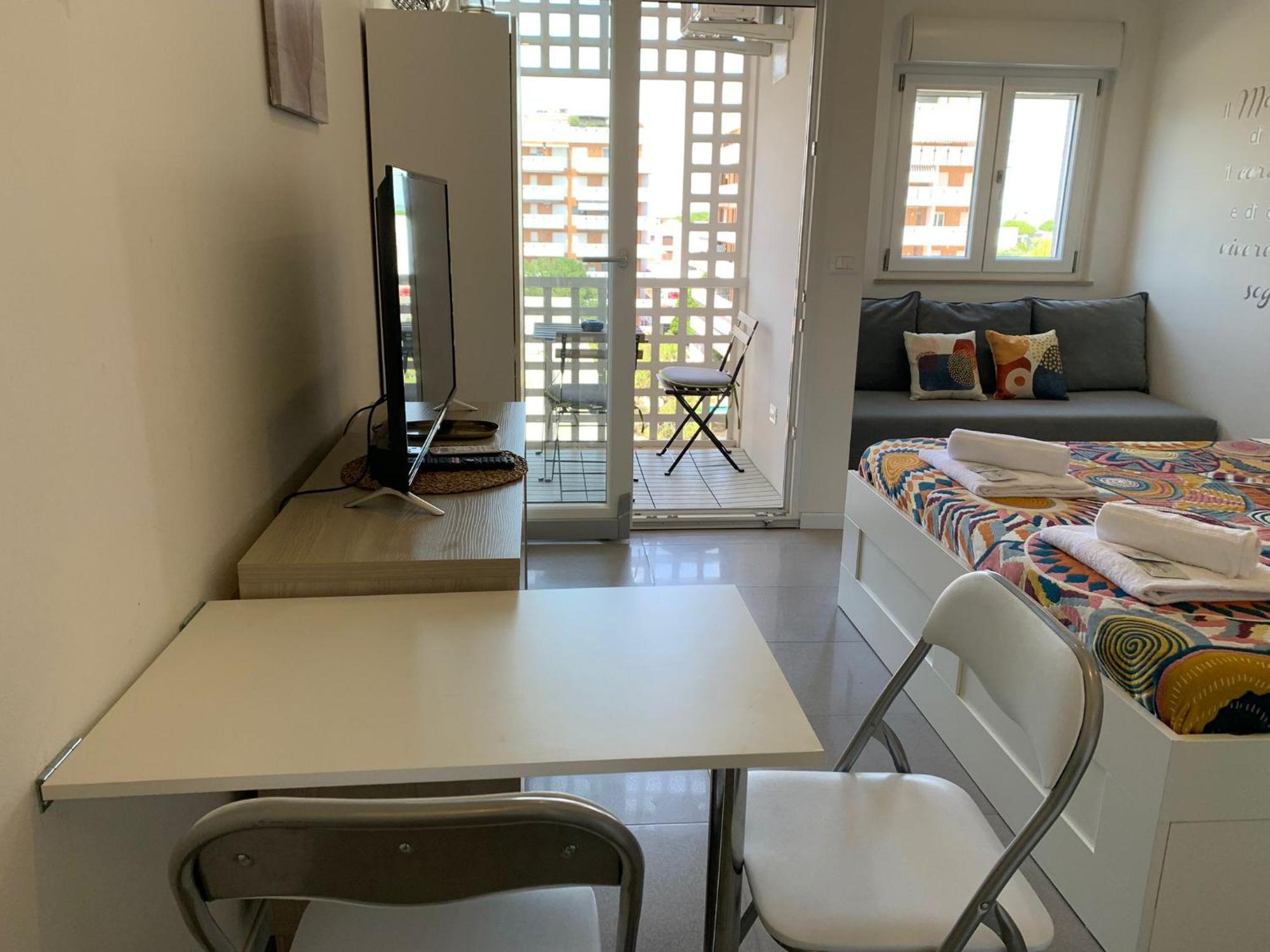 利尼亚诺萨比亚多罗Monolocale Con Terrazza E Cucina公寓 外观 照片