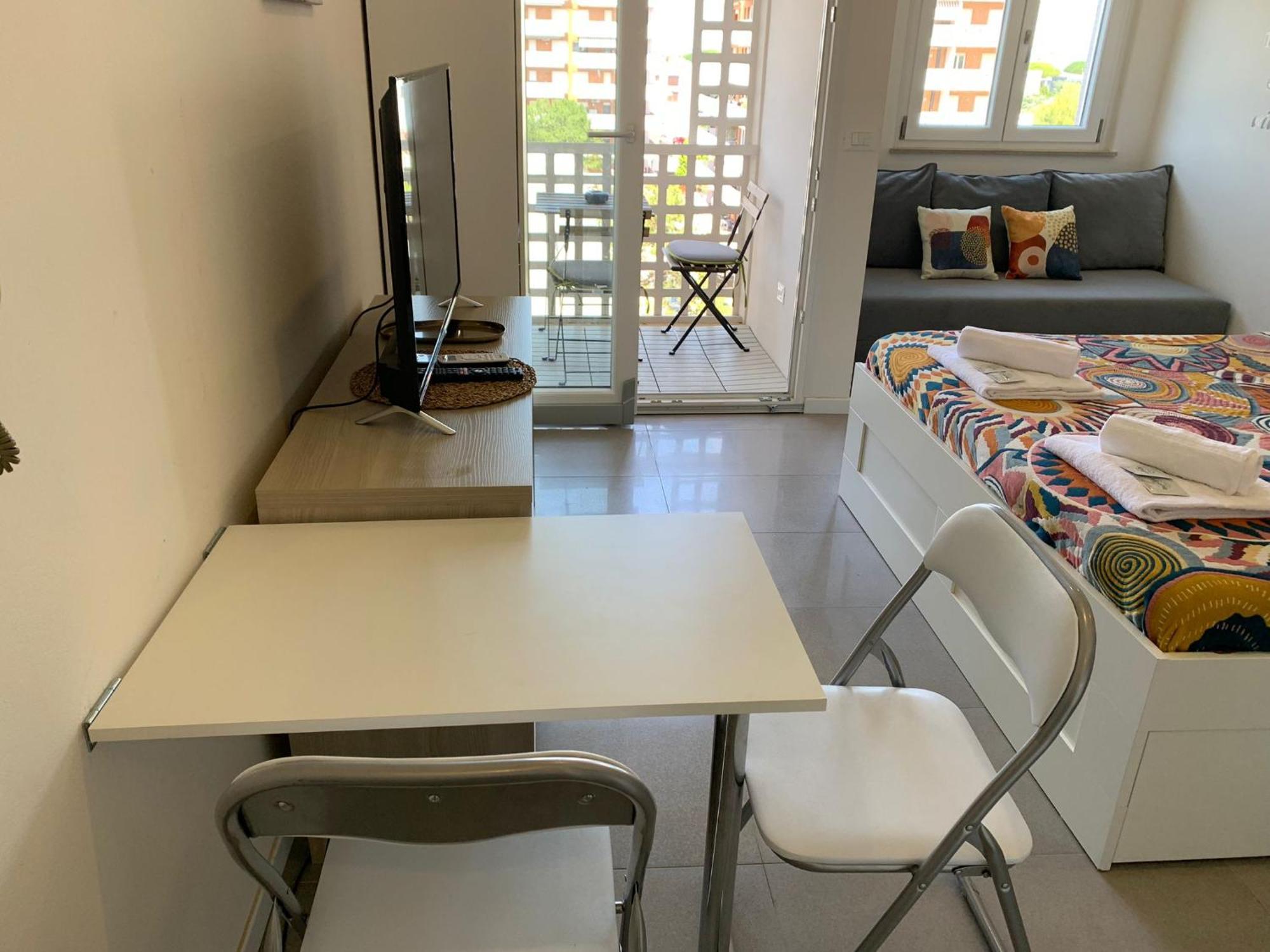 利尼亚诺萨比亚多罗Monolocale Con Terrazza E Cucina公寓 外观 照片